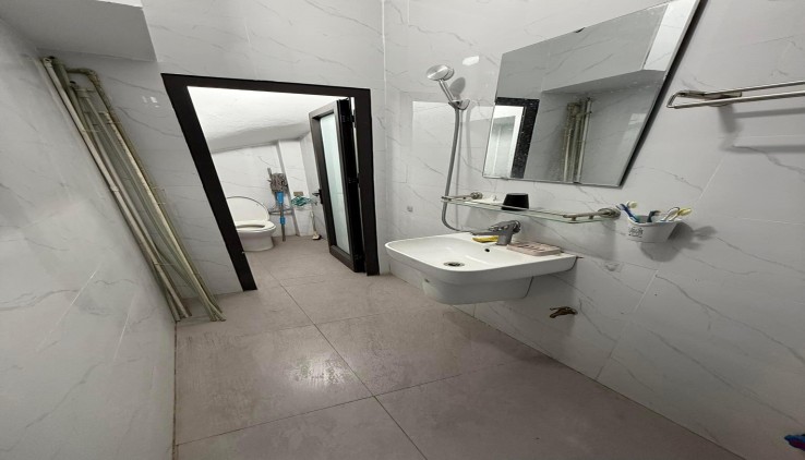 Cho thuê mặt bằng kinh doanh Phố Định Công Hạ 60m2, 3 tầng, 15 Triệu